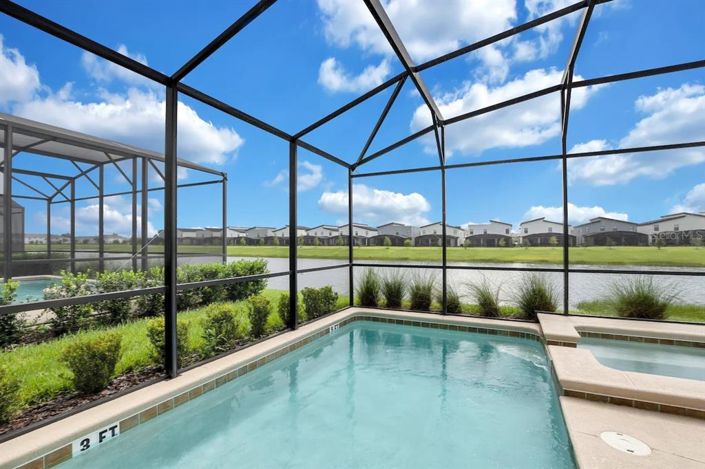 Image No.40-5 Bed Property for sale