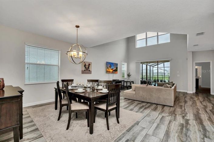 Image No.8-5 Bed Property for sale