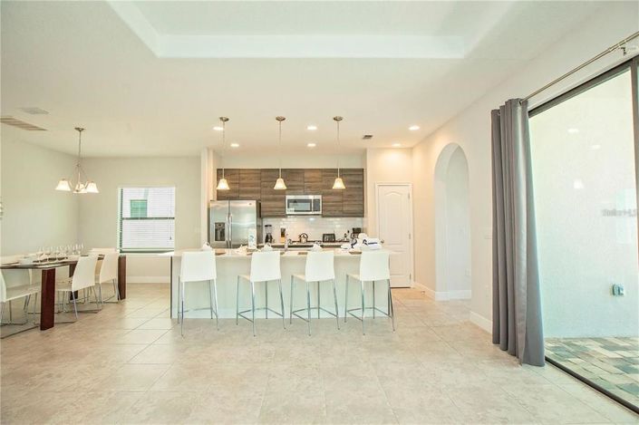 Image No.10-4 Bed Property for sale