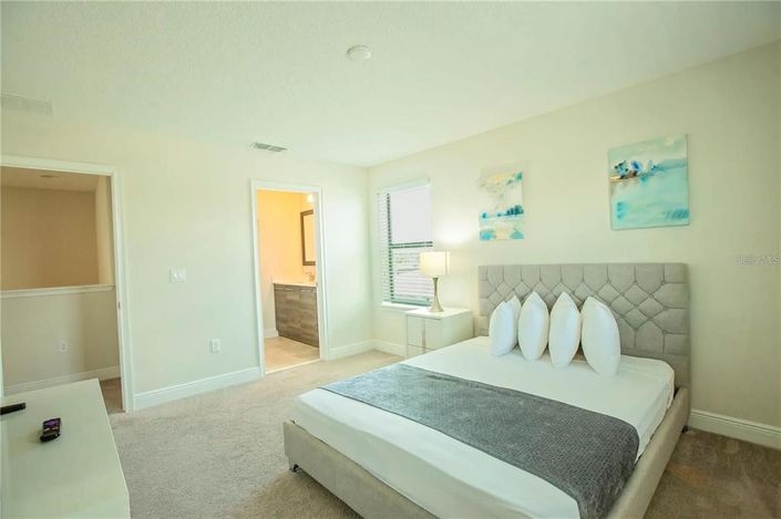 Image No.24-4 Bed Property for sale