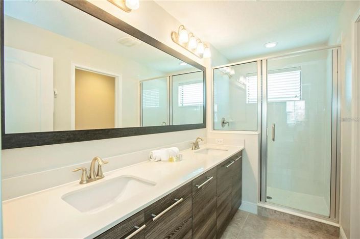 Image No.46-4 Bed Property for sale