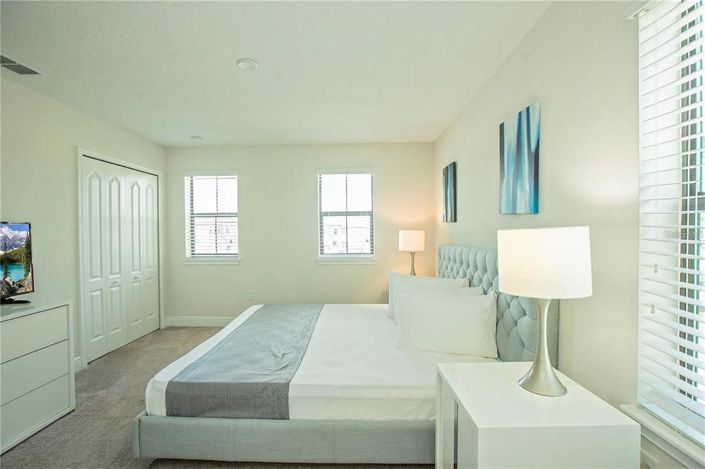 Image No.48-4 Bed Property for sale