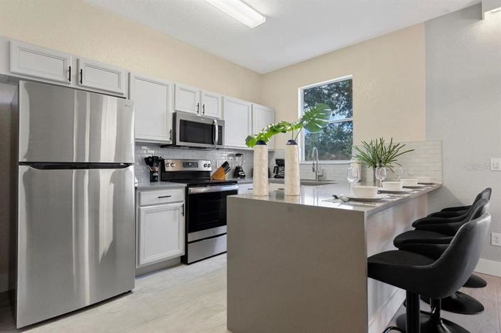 Image No.4-4 Bed Townhouse for sale