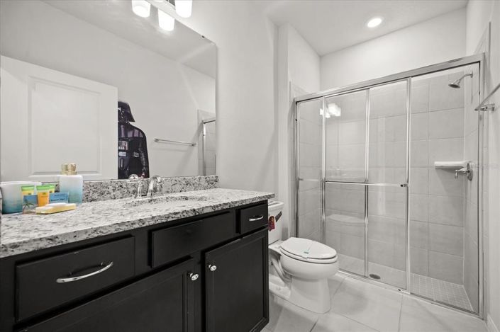 Image No.19-5 Bed Townhouse for sale