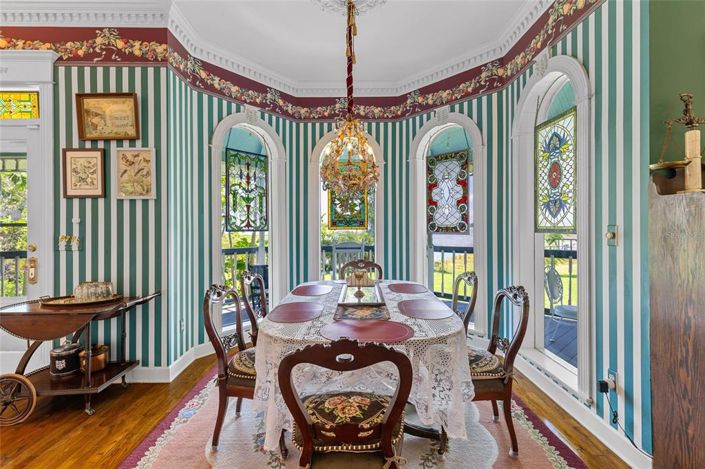 Image No.23-5 Bed Property for sale