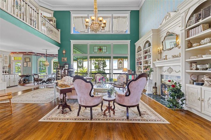 Image No.25-5 Bed Property for sale