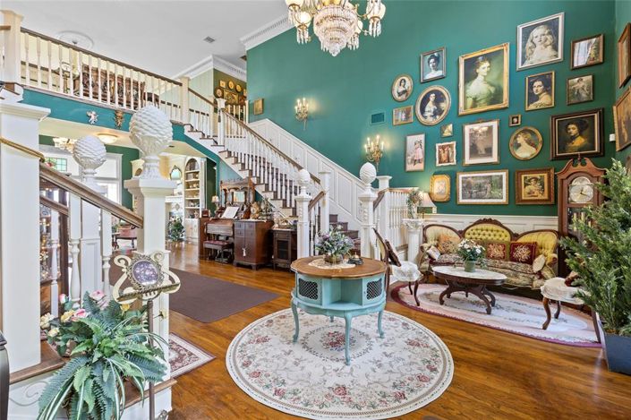 Image No.7-5 Bed Property for sale