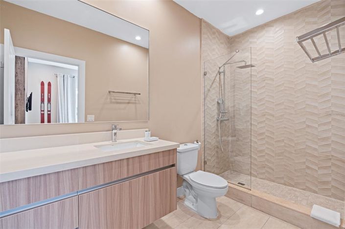 Image No.18-4 Bed Townhouse for sale