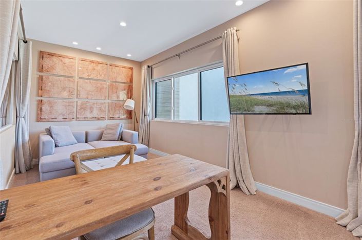 Image No.25-4 Bed Townhouse for sale