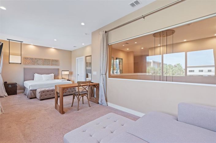 Image No.27-4 Bed Townhouse for sale