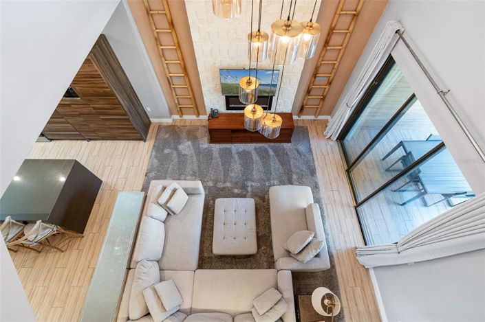 Image No.28-4 Bed Townhouse for sale