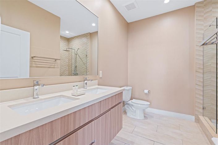 Image No.31-4 Bed Townhouse for sale