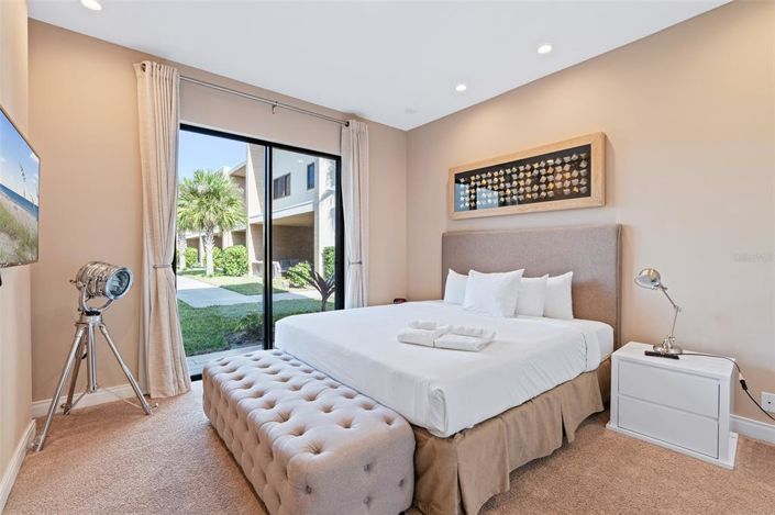 Image No.35-4 Bed Townhouse for sale