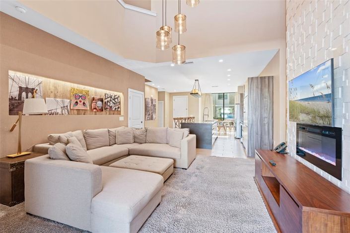 Image No.37-4 Bed Townhouse for sale