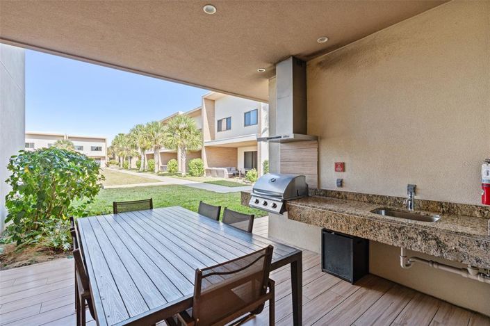 Image No.38-4 Bed Townhouse for sale