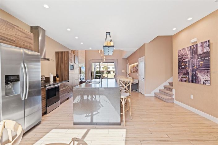 Image No.46-4 Bed Townhouse for sale