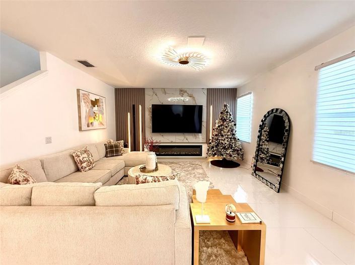 Image No.5-Propriété de 4 chambres à vendre à Kissimmee