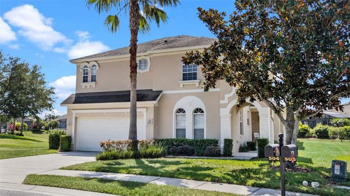 Image No.12-5 Bed Property for sale