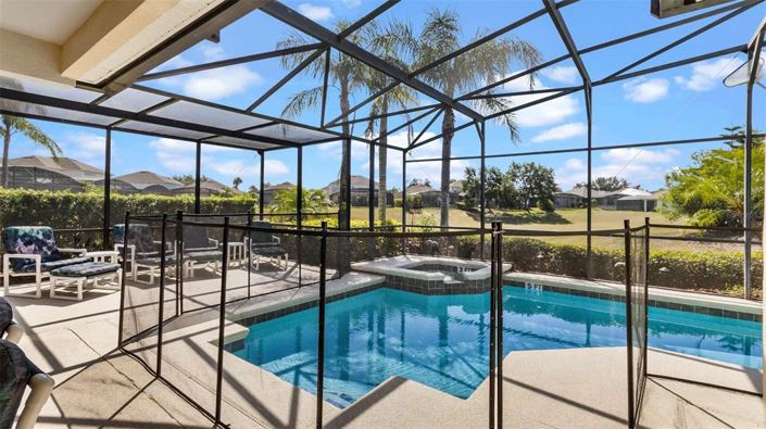 Image No.22-5 Bed Property for sale