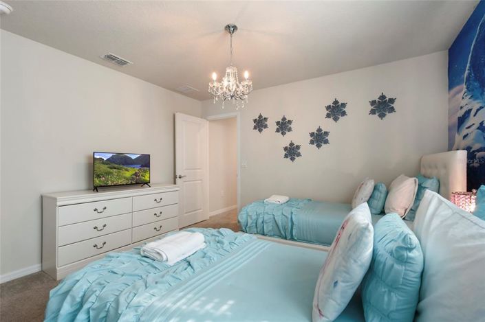 Image No.41-7 Bed Property for sale