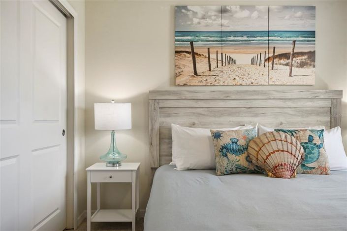 Image No.45-7 Bed Property for sale