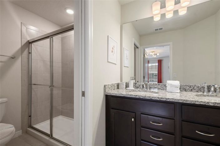 Image No.50-7 Bed Property for sale