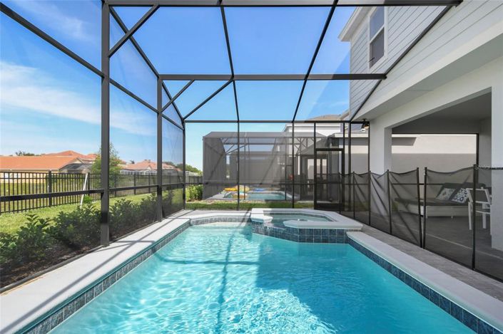 Image No.57-7 Bed Property for sale