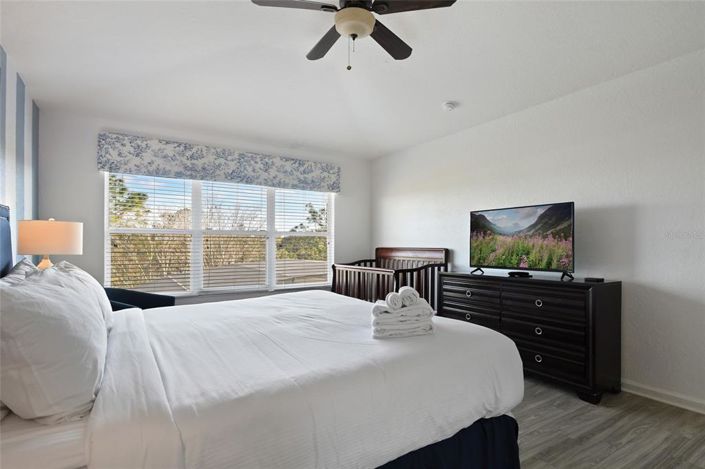 Image No.35-6 Bed Property for sale