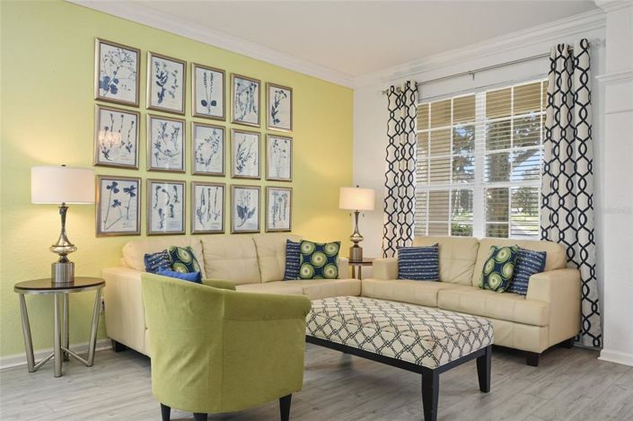 Image No.7-6 Bed Property for sale