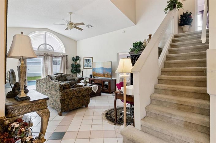 Image No.17-4 Bed Property for sale