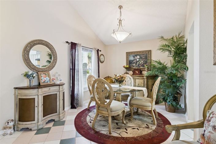 Image No.7-4 Bed Property for sale