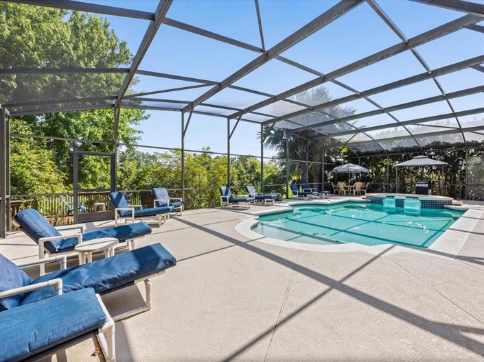 Image No.37-4 Bed Property for sale