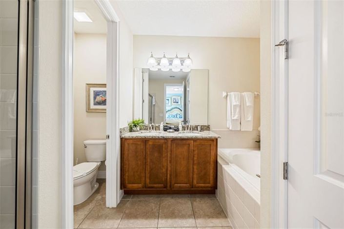 Image No.32-10 Bed Property for sale