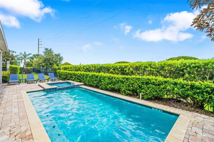 Image No.39-10 Bed Property for sale