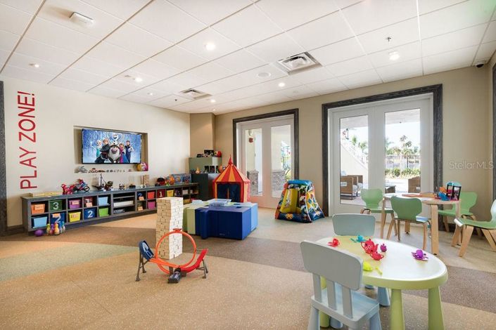 Image No.55-10 Bed Property for sale