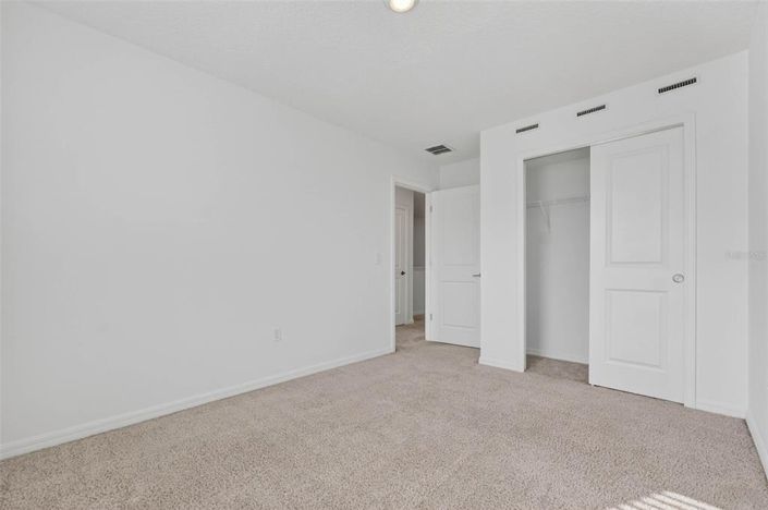 Image No.30-3 Bed Townhouse for sale