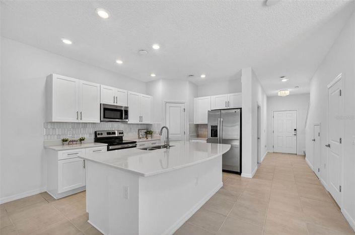 Image No.6-3 Bed Townhouse for sale