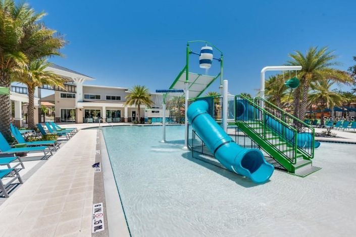 Image No.11-8 Bed Property for sale