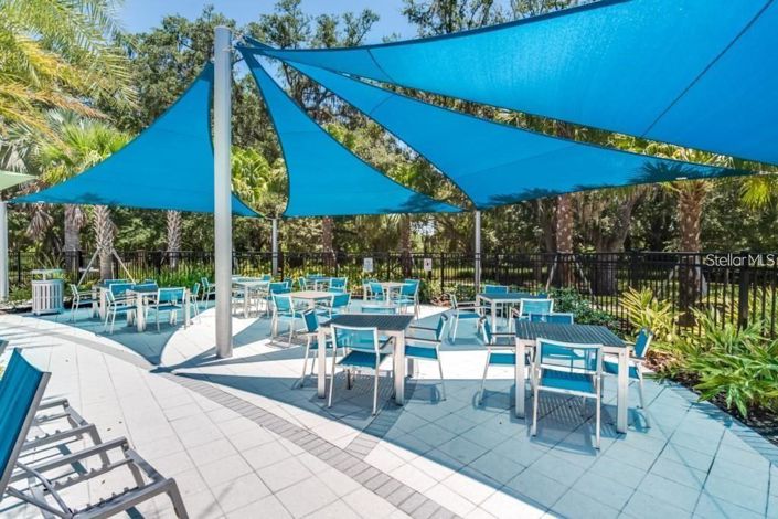 Image No.12-8 Bed Property for sale