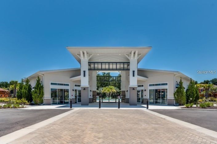 Image No.7-8 Bed Property for sale