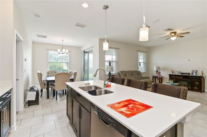 Image No.15-3 Bed Property for sale