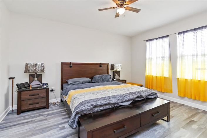 Image No.19-3 Bed Property for sale