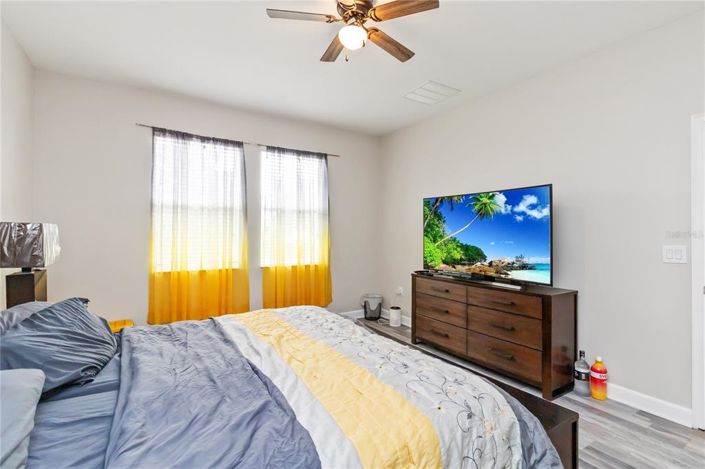 Image No.22-3 Bed Property for sale