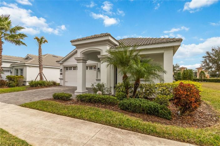 Image No.3-3 Bed Property for sale