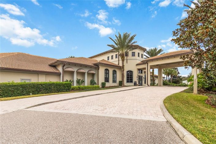 Image No.43-3 Bed Property for sale