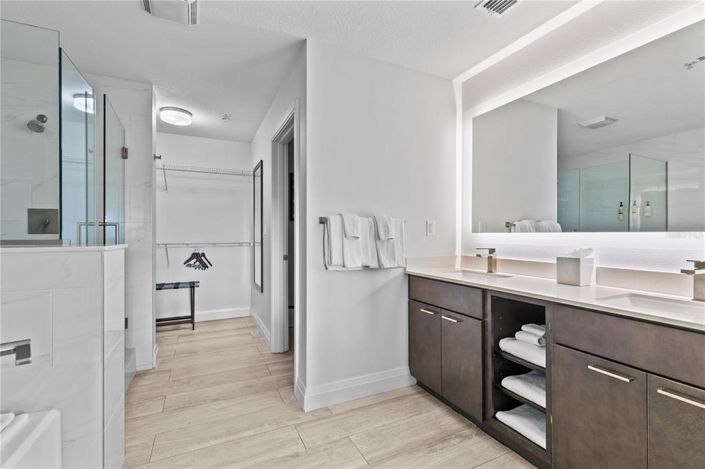 Image No.5-Propriété de 3 chambres à vendre à Winter Garden