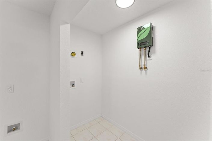 Image No.13-3 Bed Property for sale