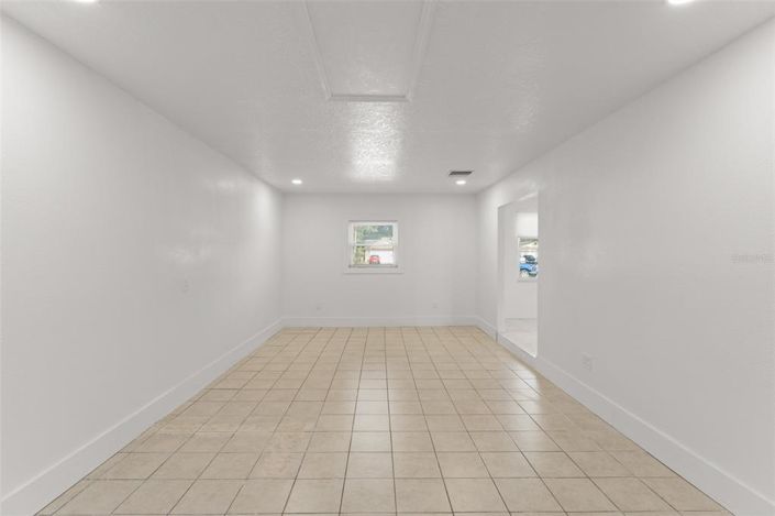 Image No.14-3 Bed Property for sale