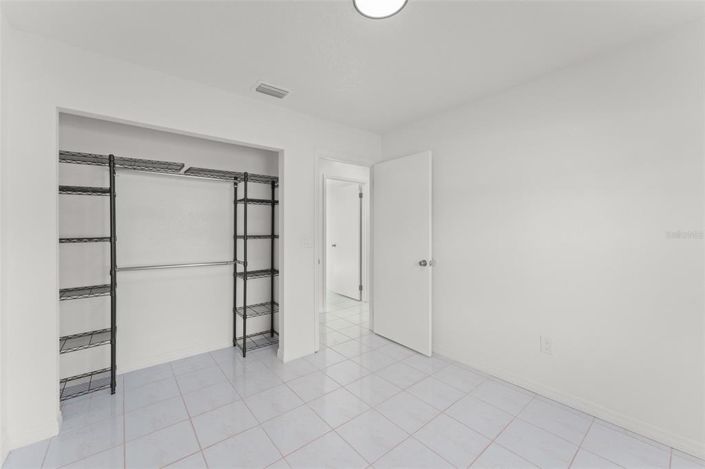 Image No.23-3 Bed Property for sale