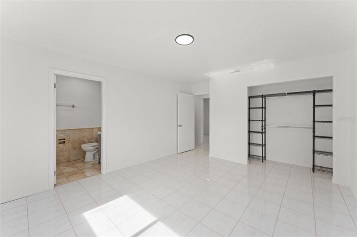 Image No.26-3 Bed Property for sale